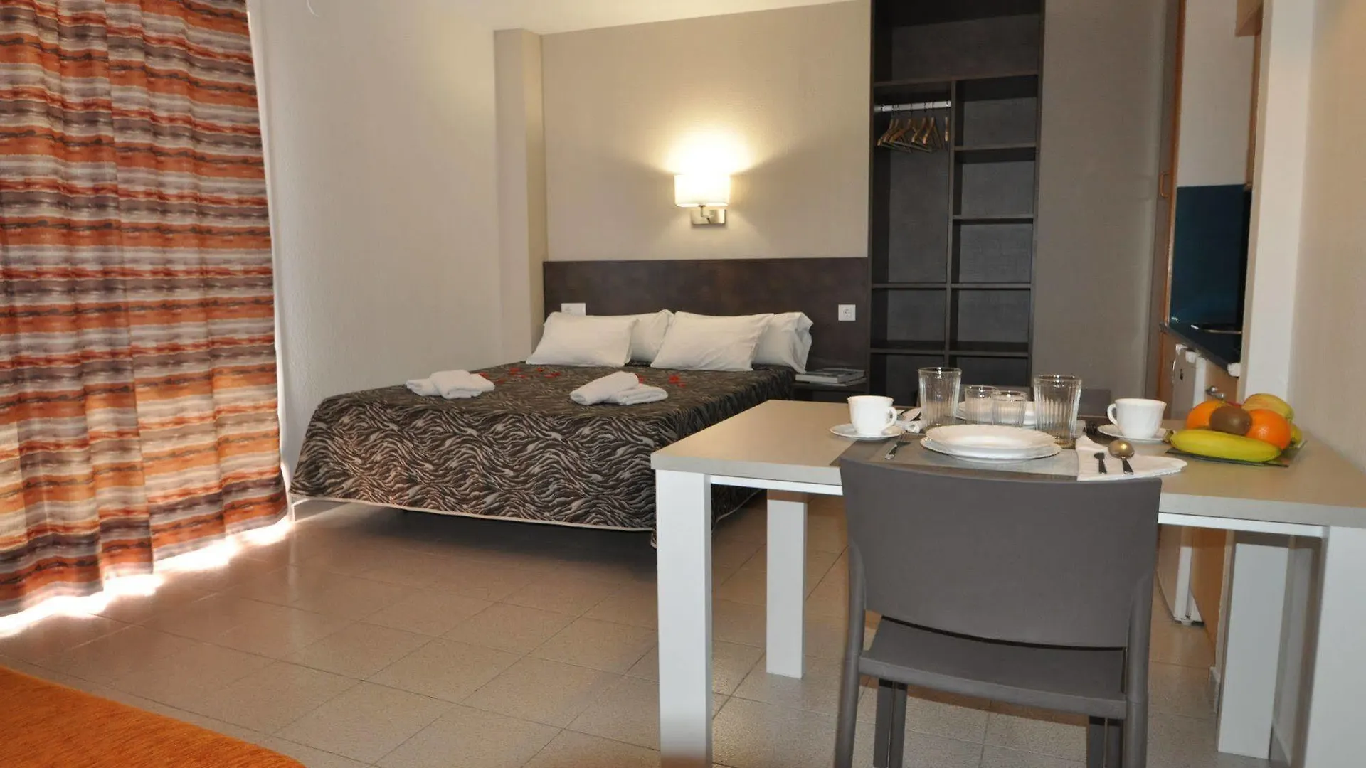 Aparthotel Safari Calella 2*,  Spain